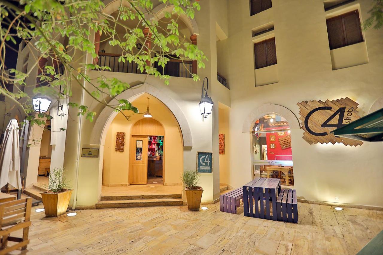 Resort Tala Bay - Families Only